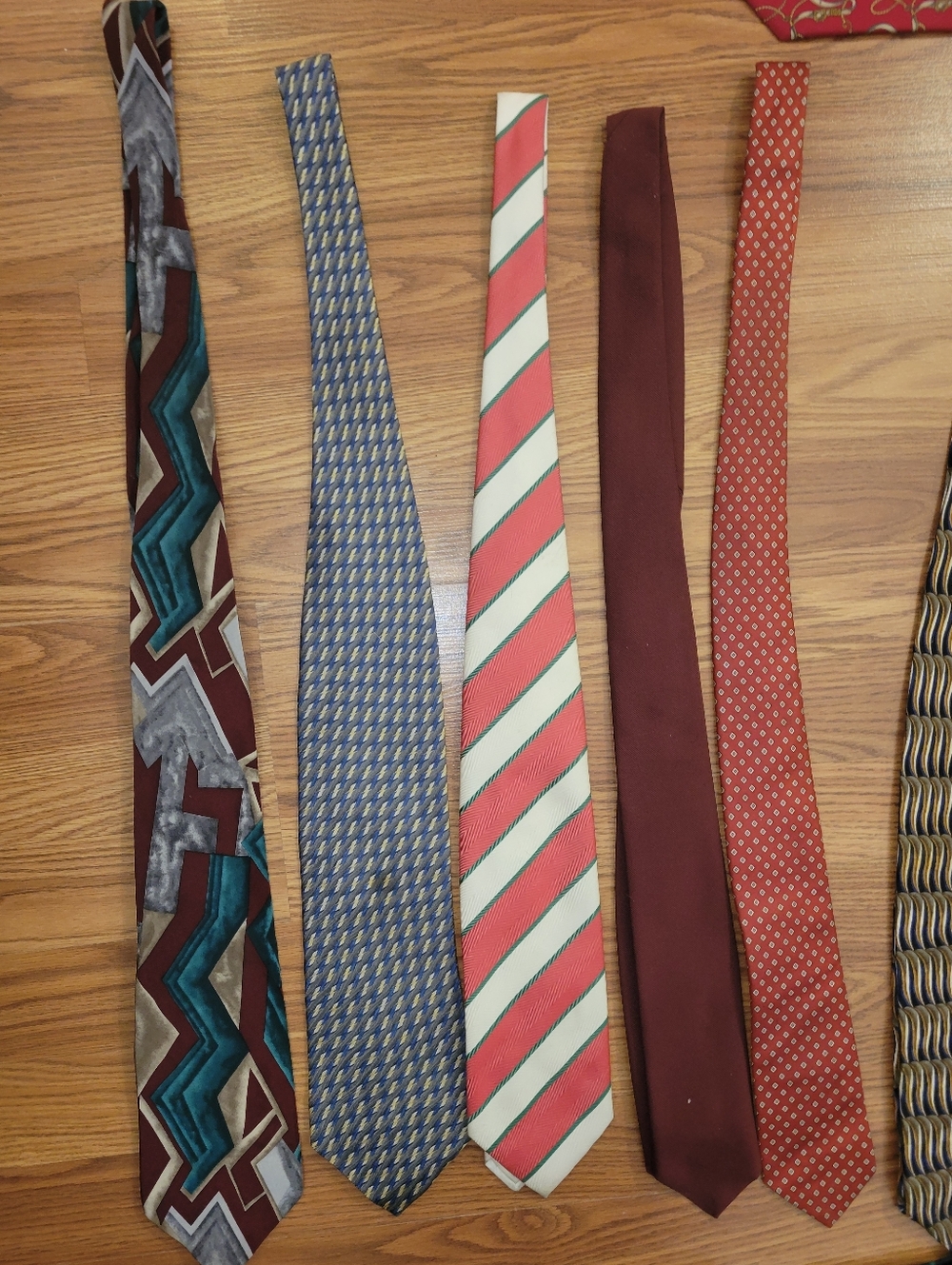 Assorted Men's Patterned Neckties - Multicolor Set - Picture 7 of 10